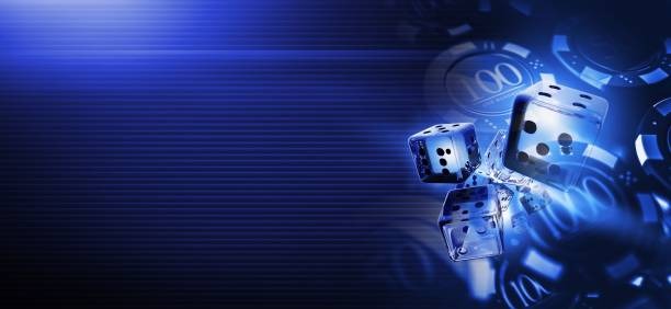 qqmobile app interface showing live casino tables and sports betting options